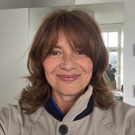 Portrait d'une habitante du centre-ville après sa demande de devis à Cholet